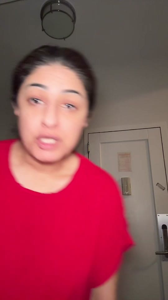 Post 6 by Amnakardar on TikTok (video)