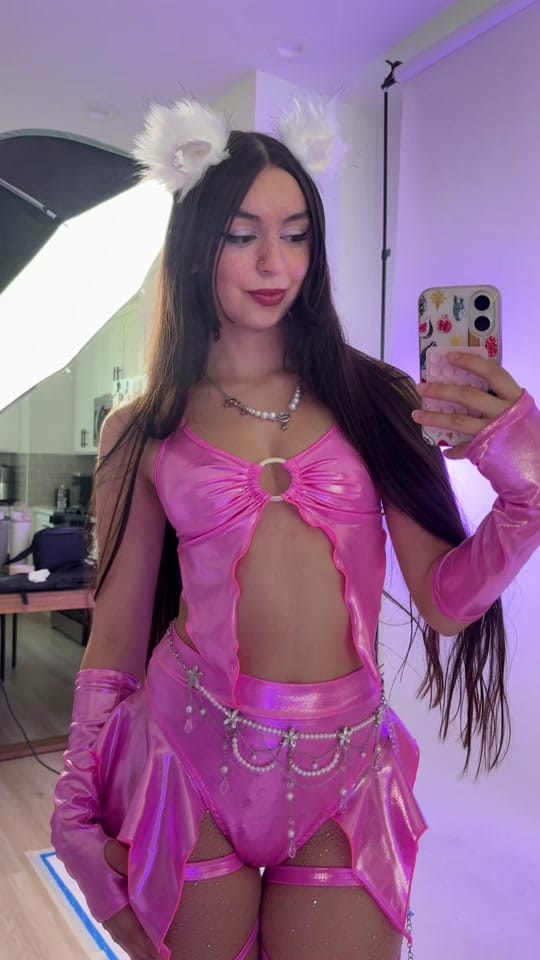 Post 5 by neko g on TikTok (video)