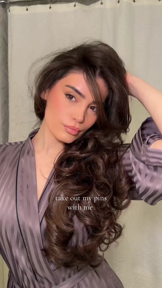 Post 4 by Buket on TikTok (video)