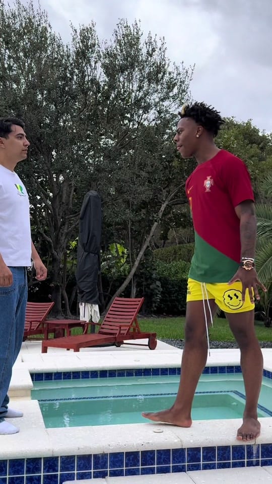 Post 1 by Ryan Lopez Clark on TikTok (video)