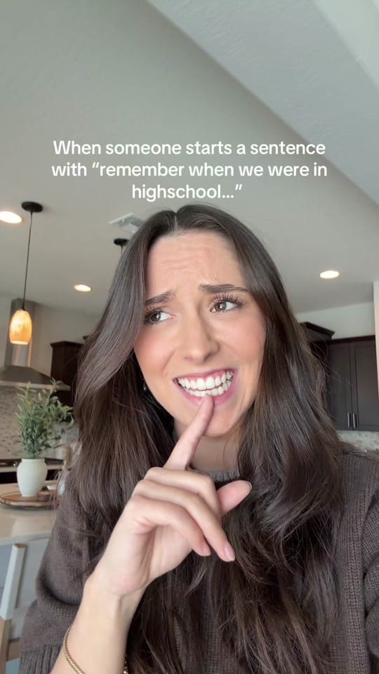 Post 1 by Valentina Brown on TikTok (video)