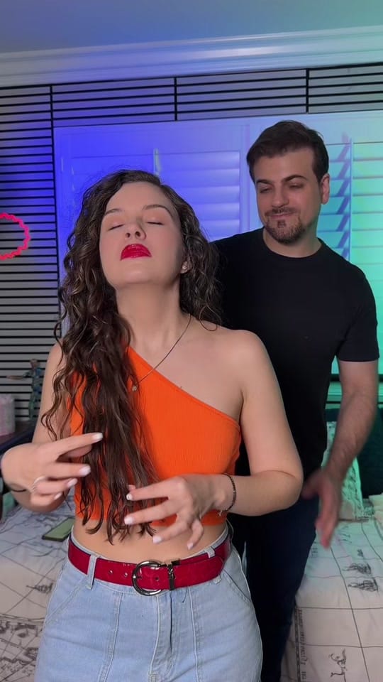 Post 5 by anacarolinasway on TikTok (video)