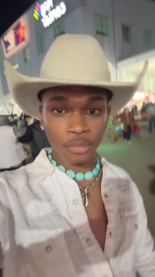 Post 3 by elijahjakolby on TikTok (video)