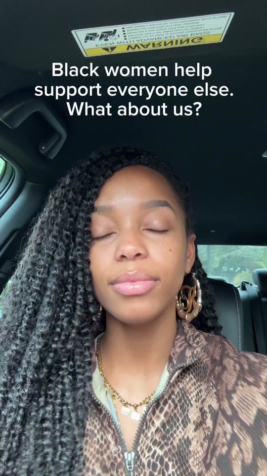 Post 7 by Chē on TikTok (video)