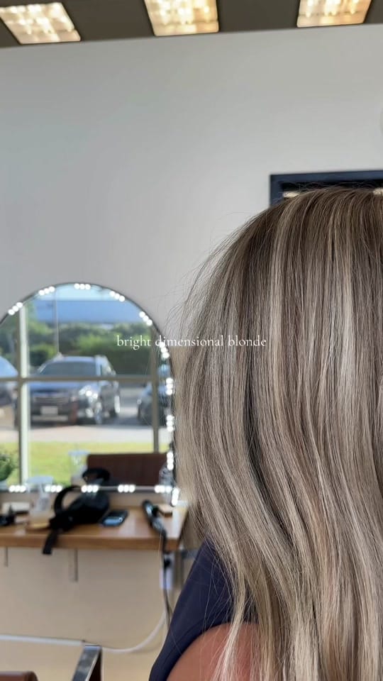 Post 10 by Savs | SoCal Hairstylist on TikTok (video)