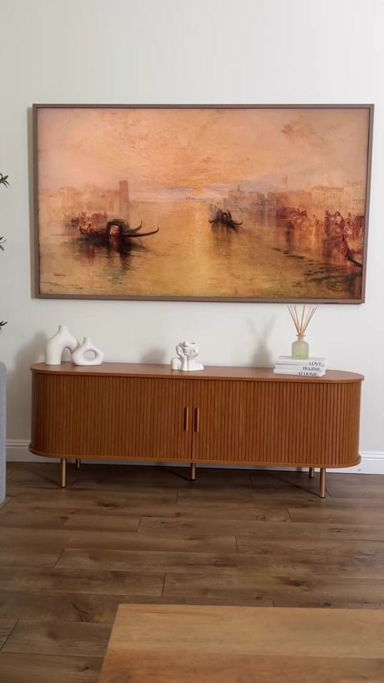 Post 4 by Silvie on TikTok (video)