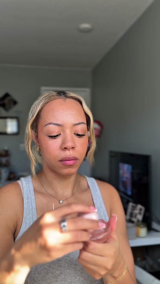 Post 4 by Chanelle on TikTok (video)
