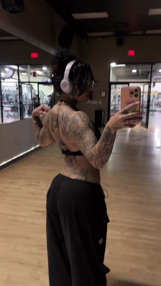 Post 10 by Lakyn G Fitness on TikTok (video)