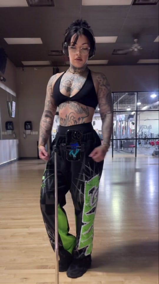 Post 1 by Lakyn G Fitness on TikTok (video)