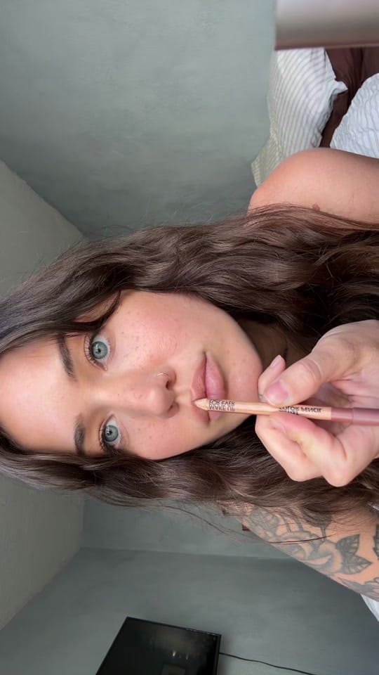 Post 5 by Caitlin Indiana on TikTok (video)