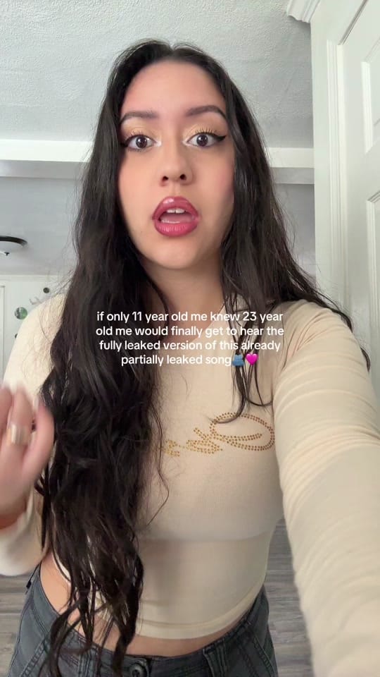 Post 5 by Valentina⭐️ on TikTok (video)