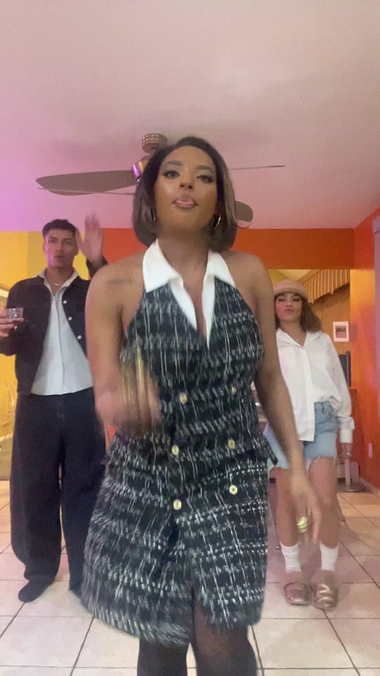 Post 6 by Kaitlyn Hardy on TikTok (video)