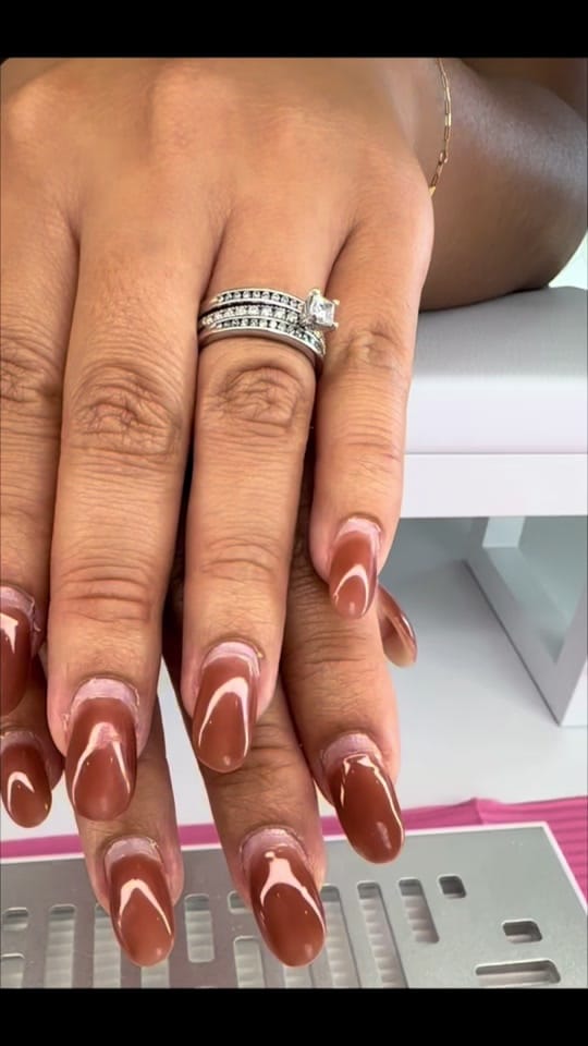 Post 5 by Leah Carvalho on TikTok (video)