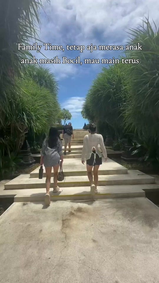 Post 5 by Sandi ATM on TikTok (video)
