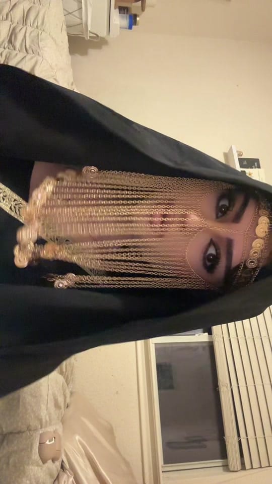 Post 8 by 𝐻𝒶𝓎𝒶 on TikTok (video)
