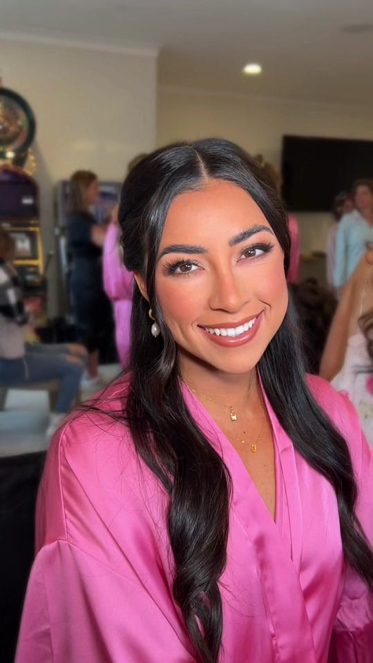 Post 10 by Kristen Farrah Makeup on TikTok (video)