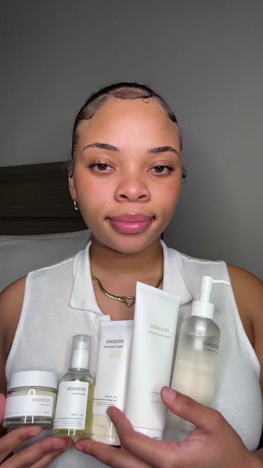 Post 2 by Keke🖤 on TikTok (video)