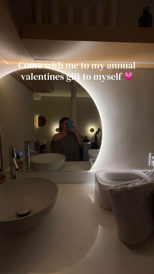 Post 4 by Holistic Career Chica 👩🏽‍💻 on TikTok (video)