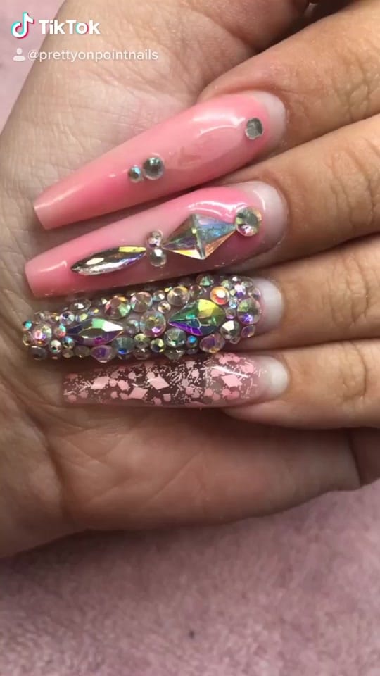 Post 9 by prettyonpointnails on TikTok (video)