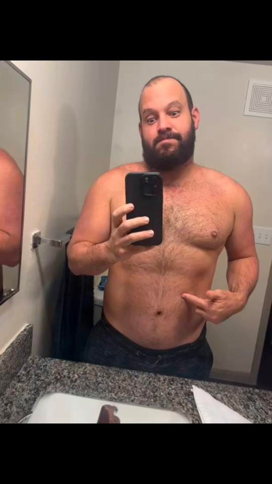 Post 5 by Oso_yuni🐻🇨🇺🏳️‍🌈 on TikTok (video)