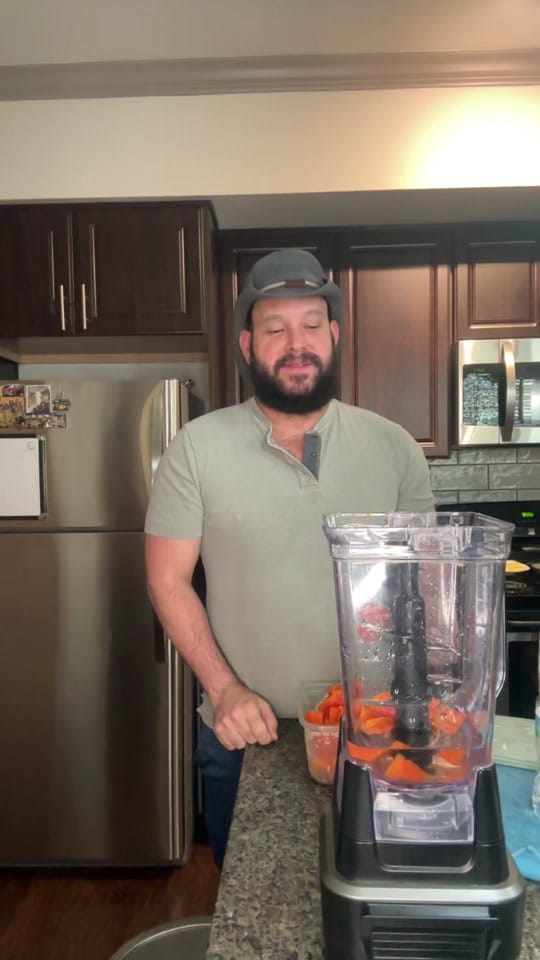 Post 9 by Oso_yuni🐻🇨🇺🏳️‍🌈 on TikTok (video)