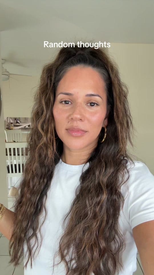Post 4 by Kuulika Tavares on TikTok (video)