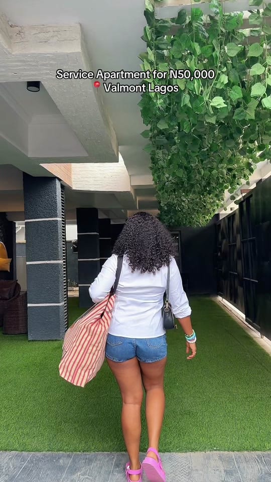Post 6 by Busayo Debs on TikTok (video)
