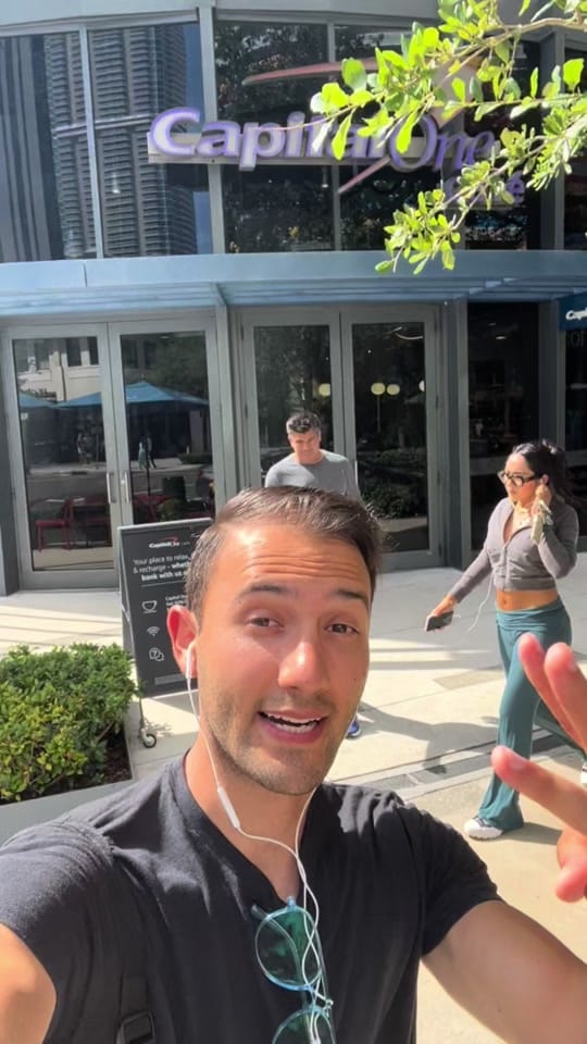 Post 5 by Leo Lun on TikTok (video)