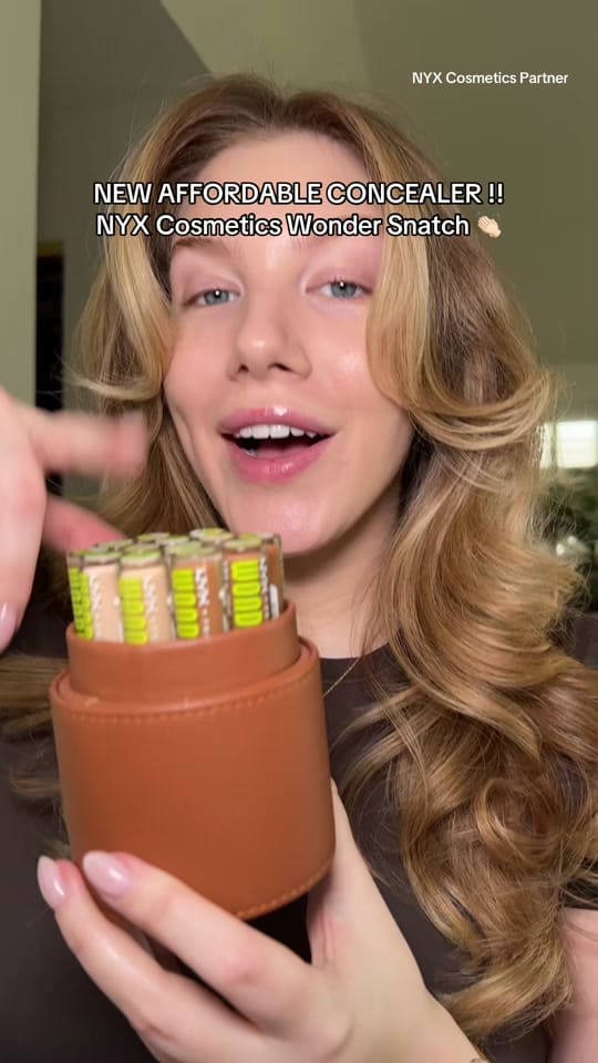 Post 2 by Colleen ☀️ Pro MUA on TikTok (video)
