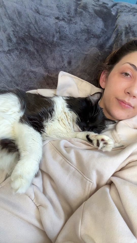 Post 1 by Nicole Hailer on TikTok (video)