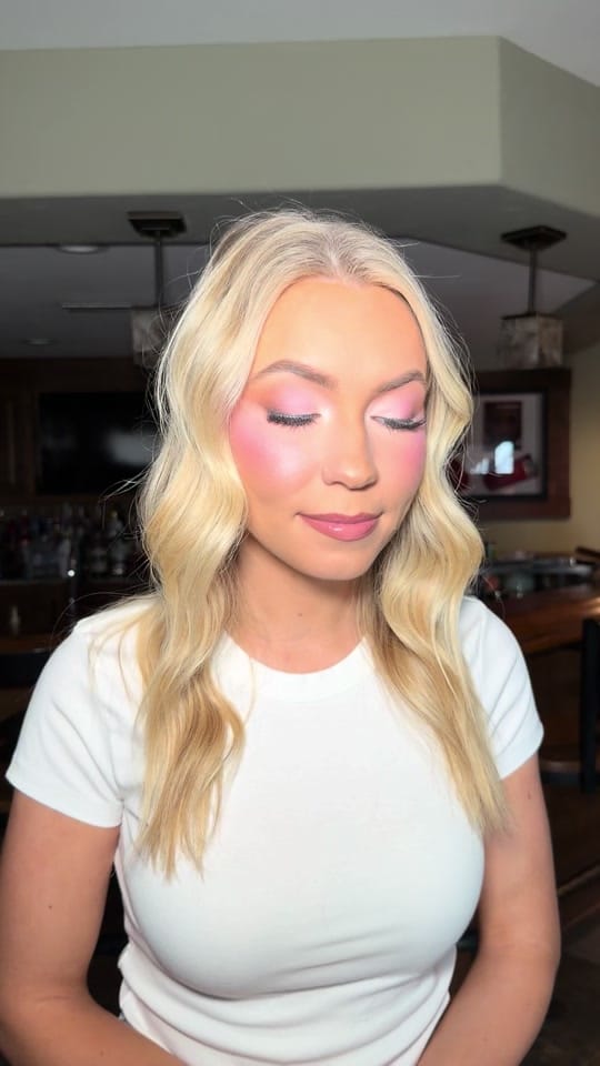Post 8 by Nicole | Nebraska MUA on TikTok (video)