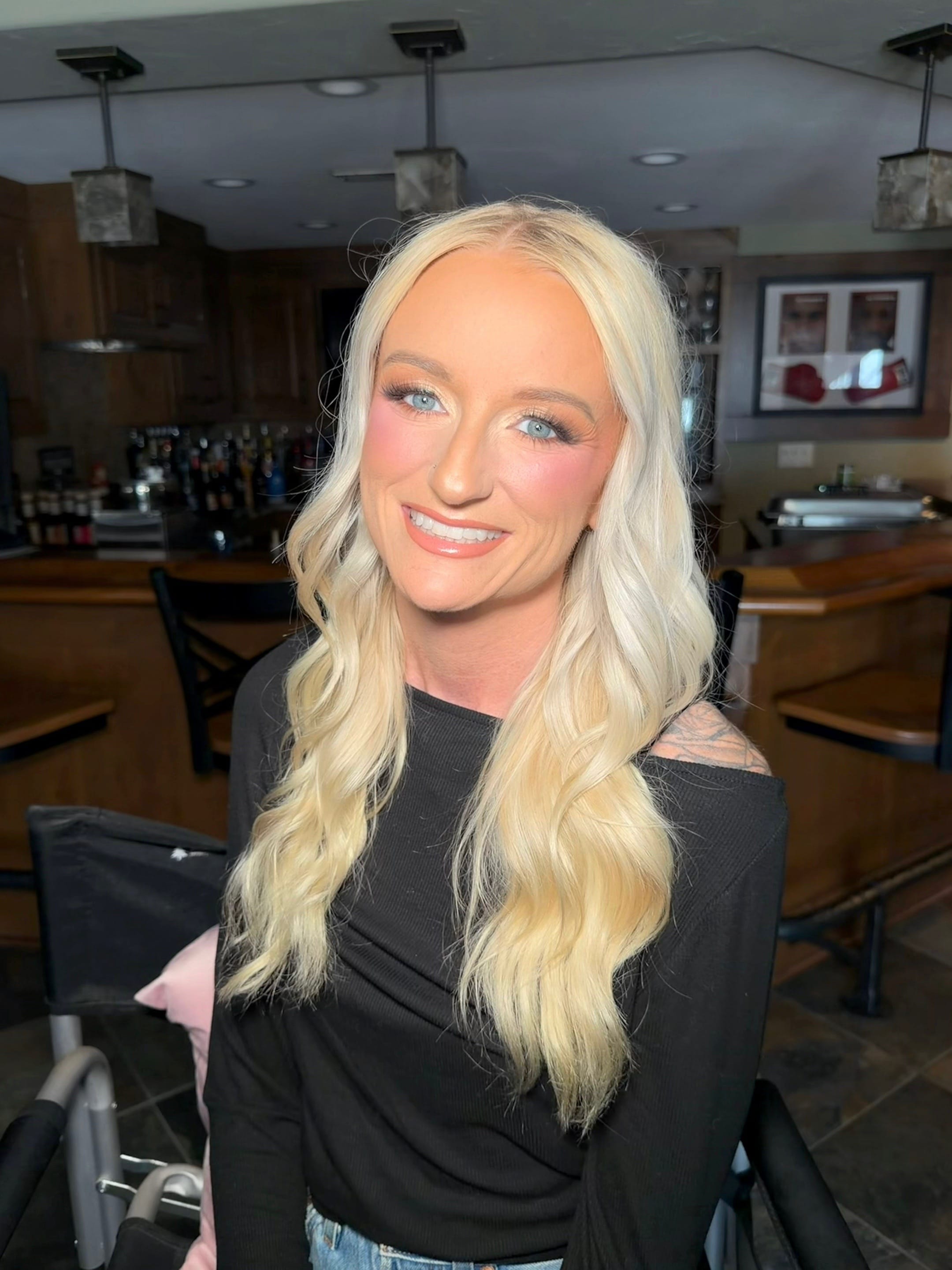 Post 6 by Nicole | Nebraska MUA on TikTok (video)