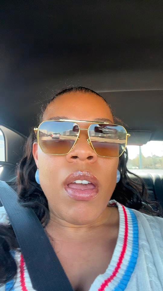 Post 1 by HolaShayla on TikTok (video)