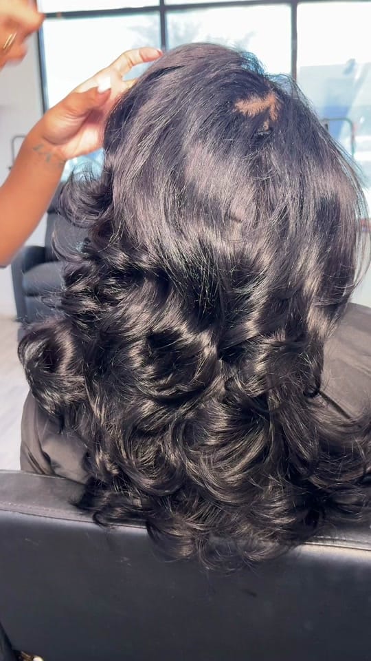 Post 8 by Niya | Dallas , Tx Hairstylist on TikTok (video)