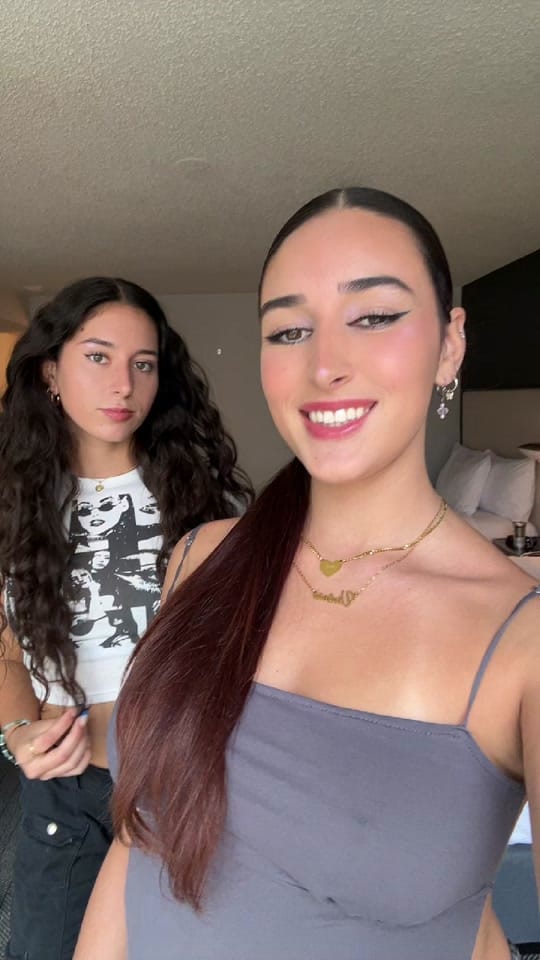 Post 6 by V on TikTok (video)