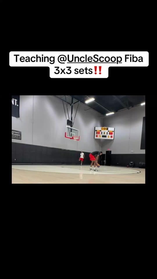 Post 8 by Andrew Kelly on TikTok (video)