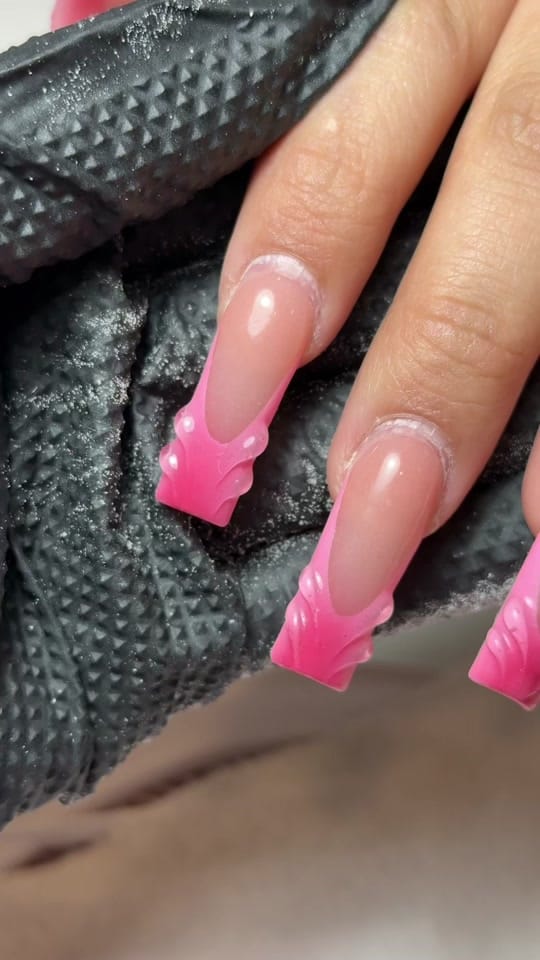 Post 1 by NailsByUvia on TikTok (video)