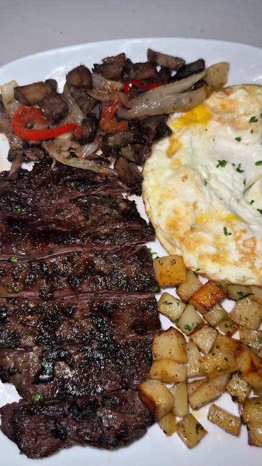 Post 6 by Food Fusion on TikTok (video)