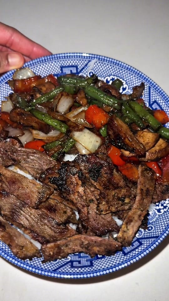 Post 5 by Food Fusion on TikTok (video)