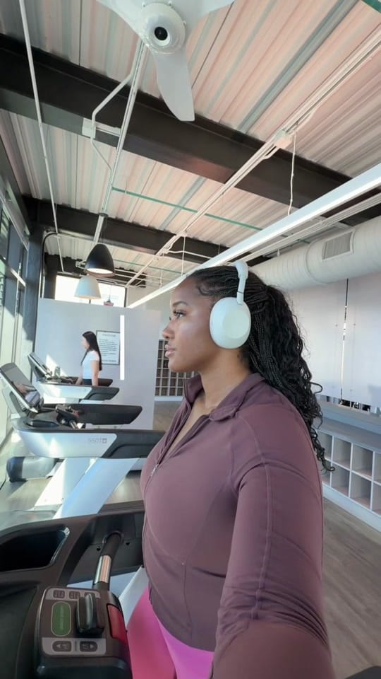 Post 5 by Kendall Hart on TikTok (video)