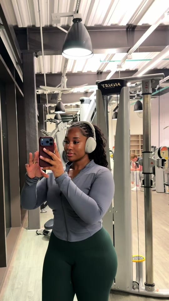 Post 10 by Kendall Hart on TikTok (video)