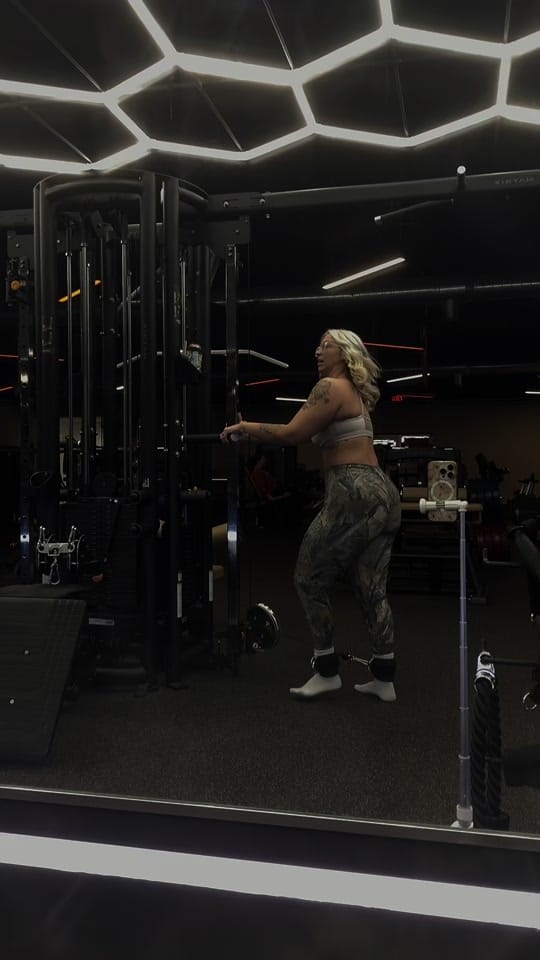 Post 1 by Ky Ray Fit on TikTok (video)