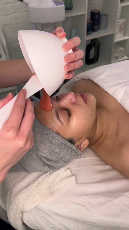 Post 10 by Zoe The Esthetician on TikTok (video)