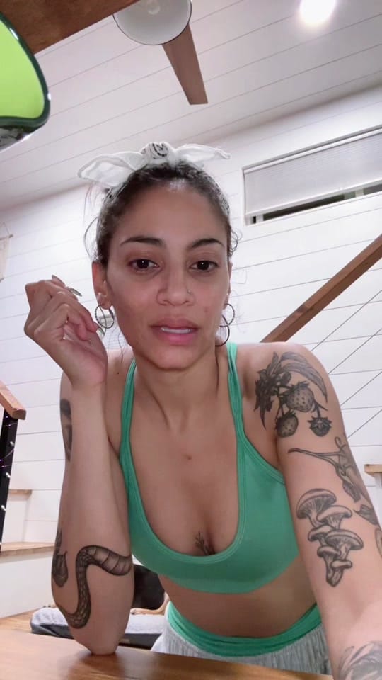 Post 4 by eatyodestiny on TikTok (video)