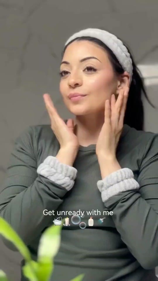 Post 4 by HaisonSkin | Glow Boosting on TikTok (video)
