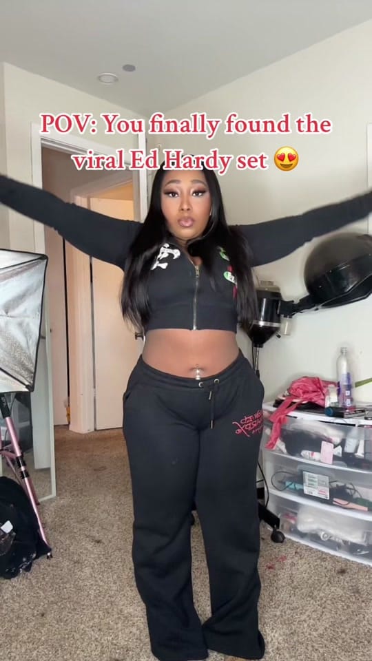 Post 8 by Ari Beautyy on TikTok (video)