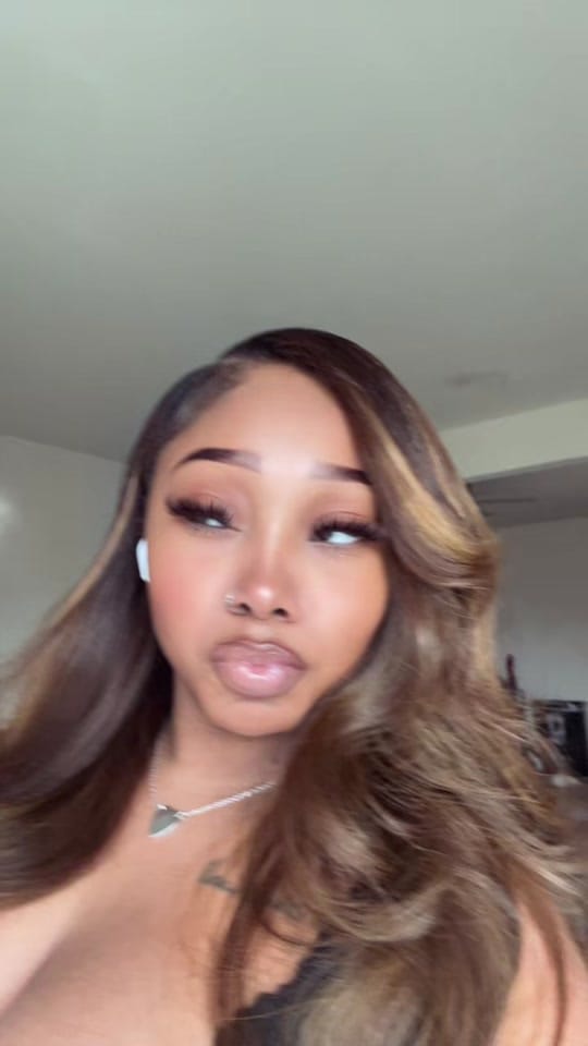 Post 2 by Ari Beautyy on TikTok (video)