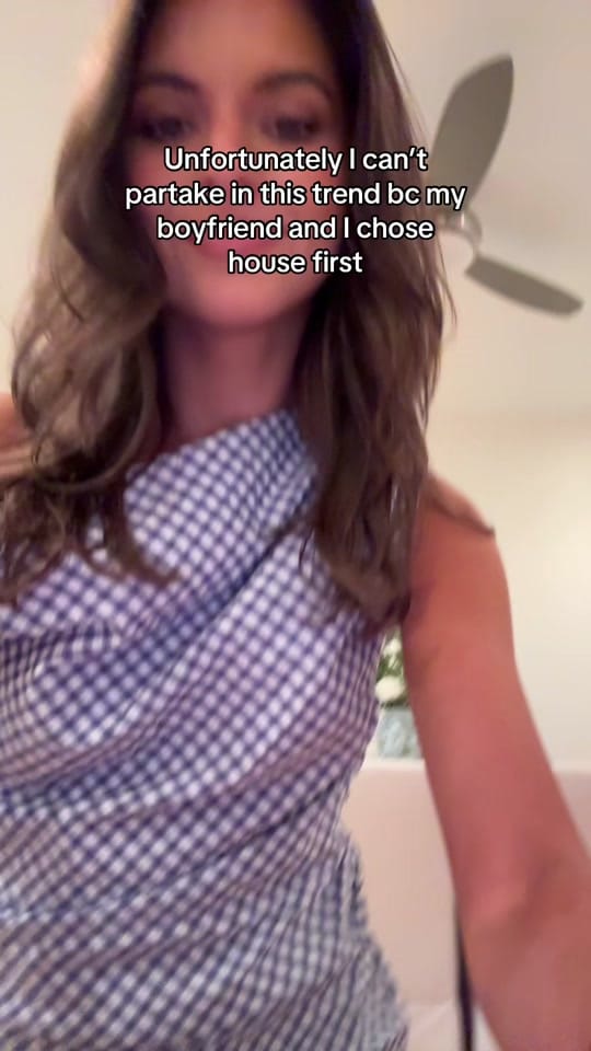 Post 9 by ena on TikTok (video)