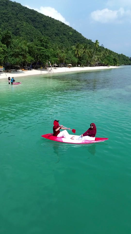 Post 2 by nusantaratravelindo on TikTok (video)