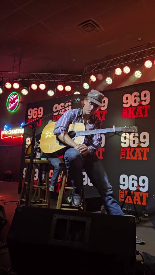 Post 1 by Kevin Raleigh on TikTok (video)